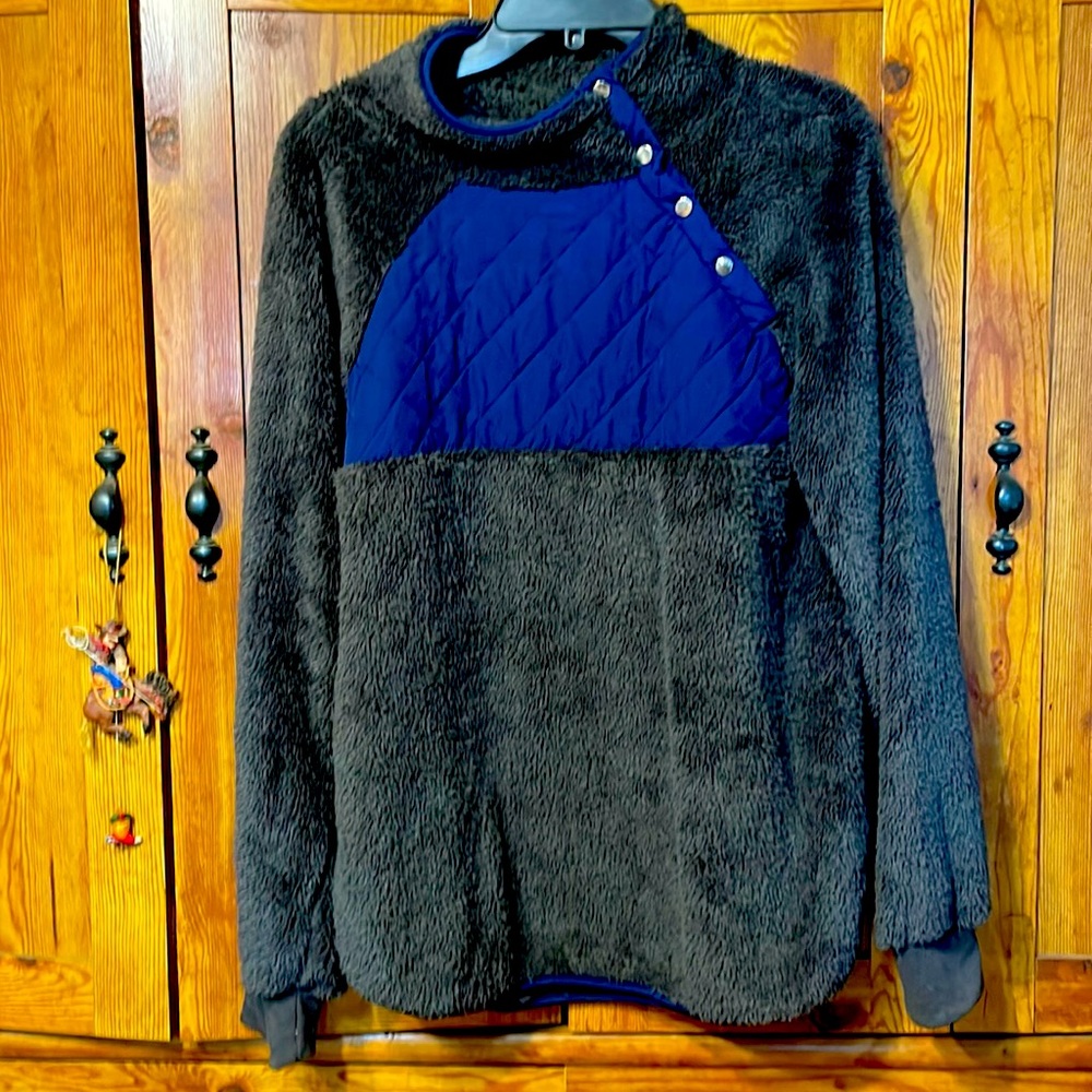 Womens sweater